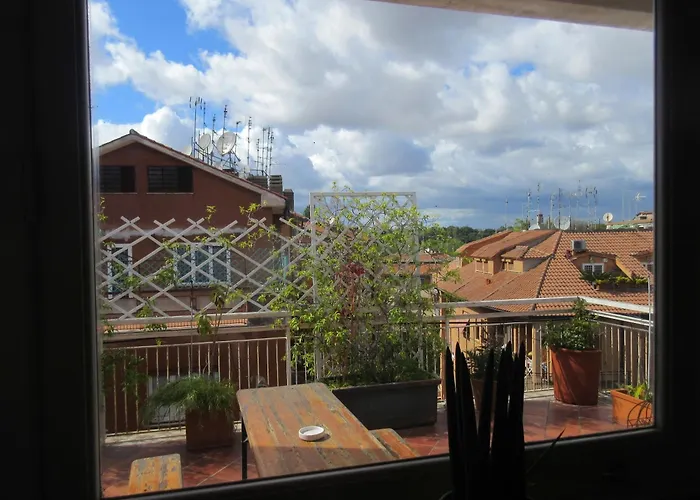 Rooftop Appia Antica , Silent And Reserved Two Bedrooms Two Bathrooms *