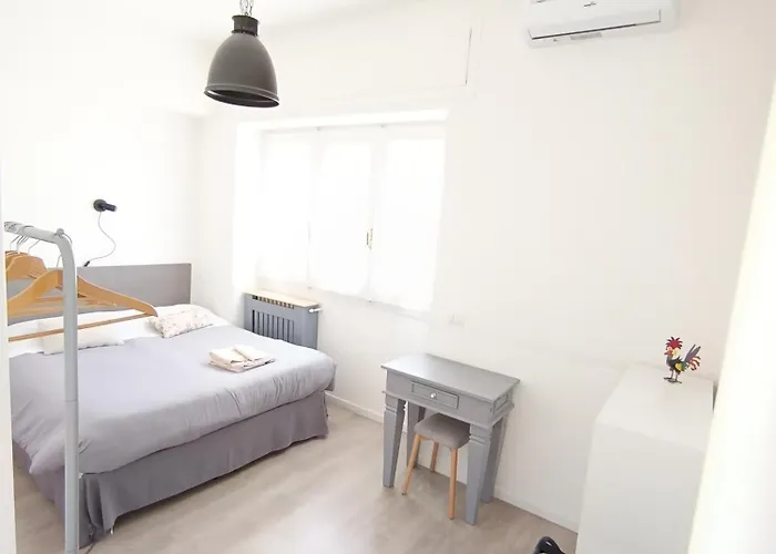 Rooftop Appia Antica , Silent And Reserved Two Bedrooms Two Bathrooms *